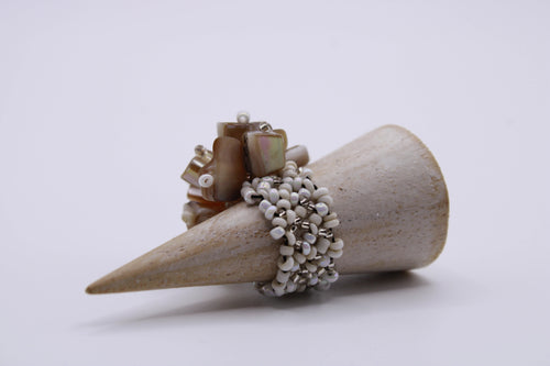 Anello Madreperla – Anello con elementi in madreperla Surya