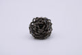 Anello Rosa – Anello in perline con struttura floreale Surya