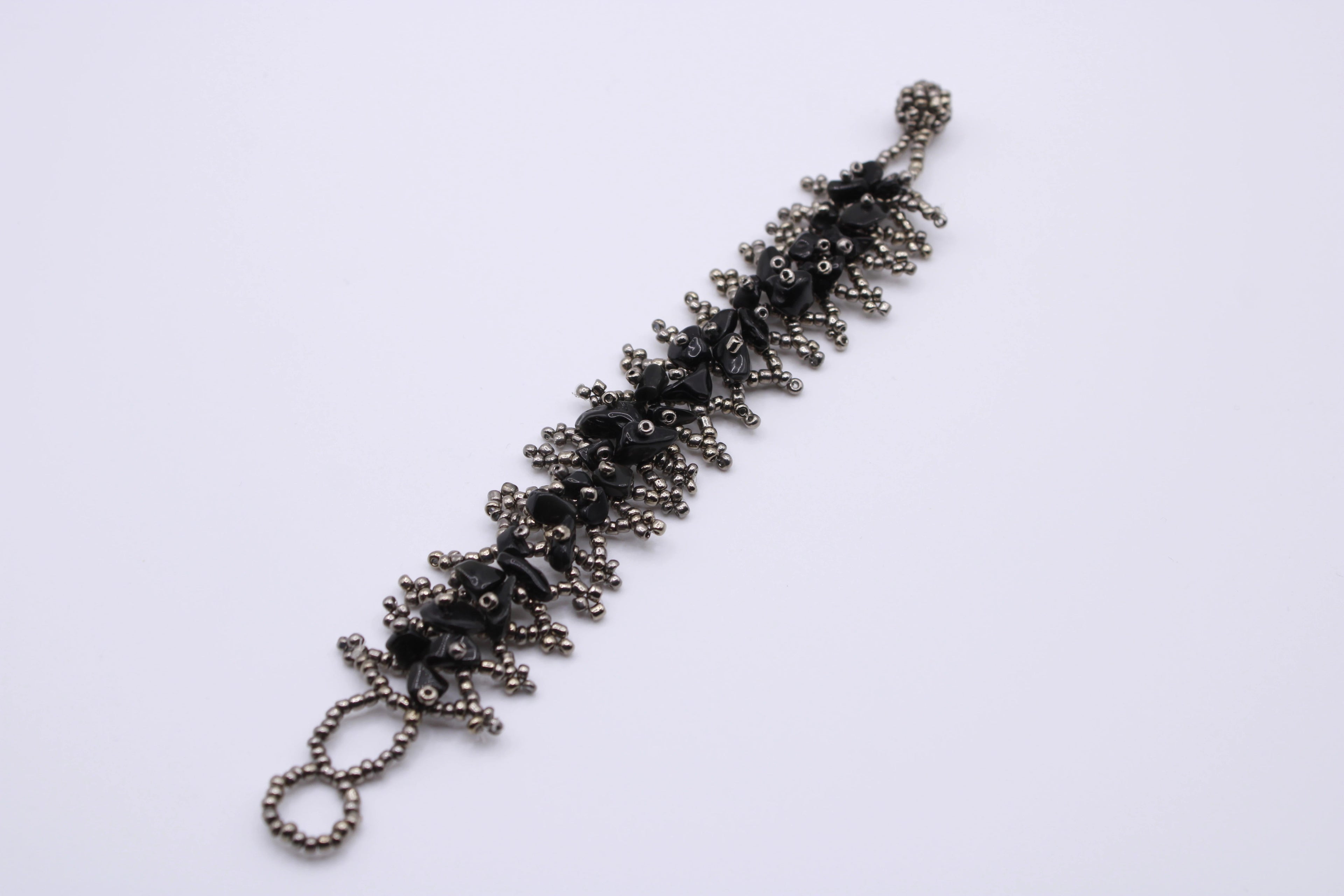 Bracciale Corallo – Bracciale in pietre naturali lavorate a mano Surya