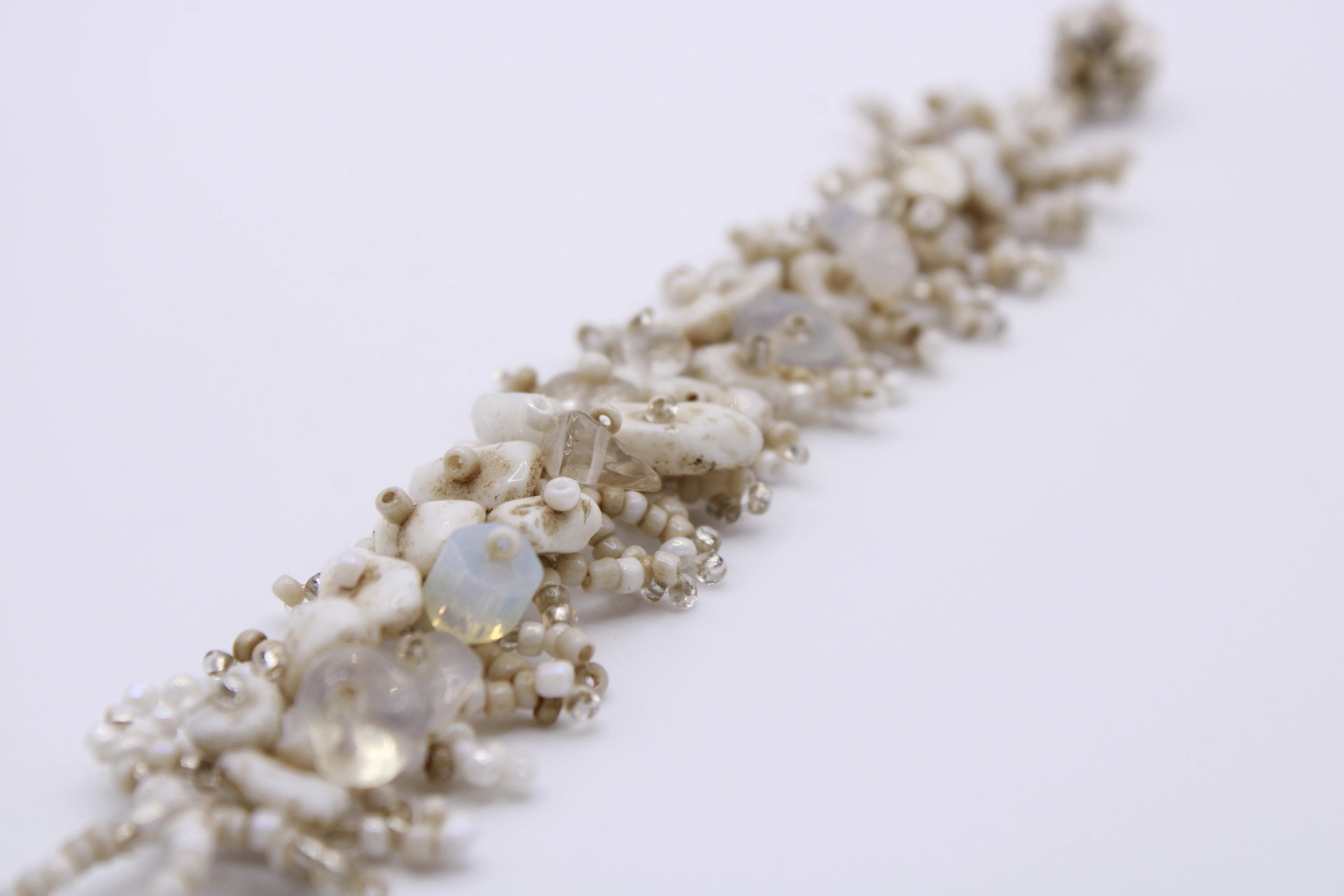 Bracciale Corallo – Bracciale in pietre naturali lavorate a mano Surya