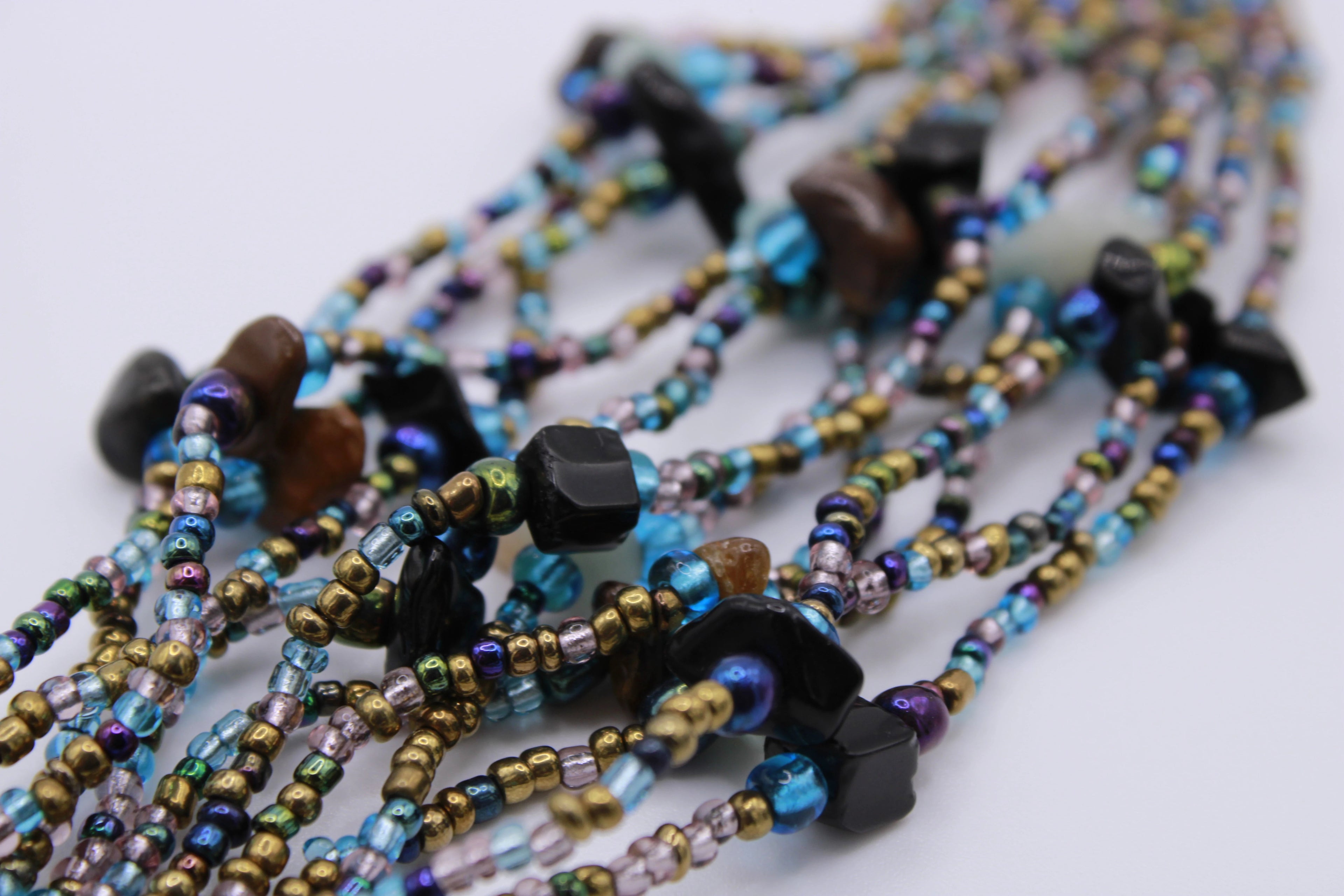 Bracciale Multifilo – Bracciale multifilo in perline e pietre naturali Surya