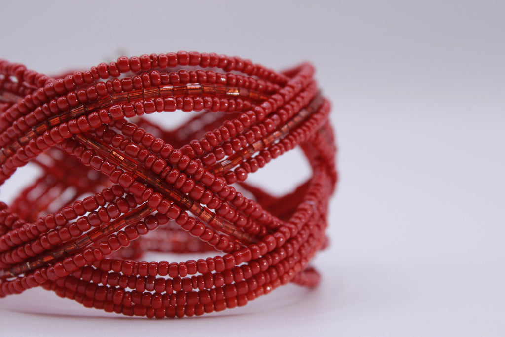 Bracciale Intreccio – Bracciale rigido in perline intrecciate a mano Surya