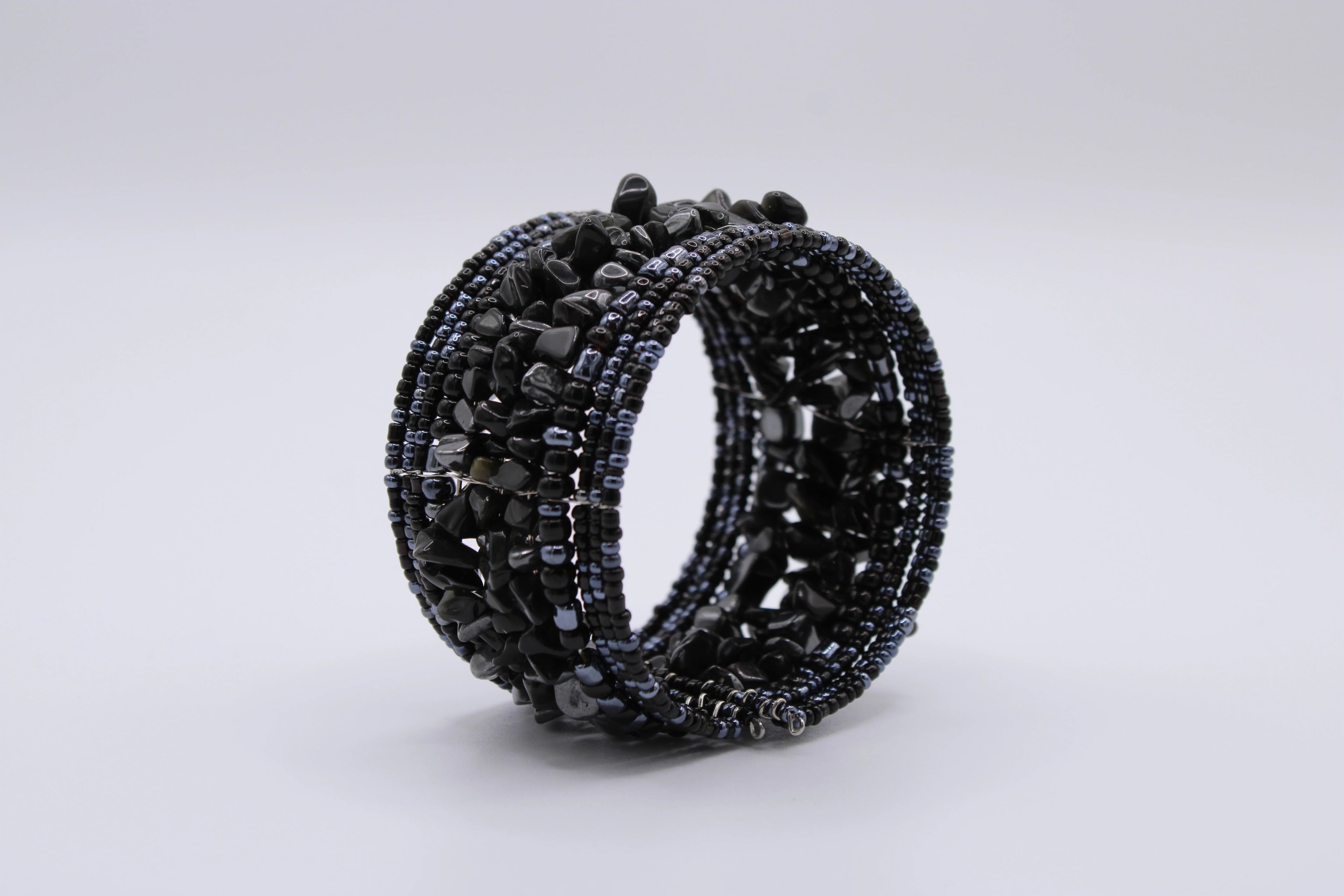 Bracciale Stone – Bracciale rigido con pietre naturali Surya