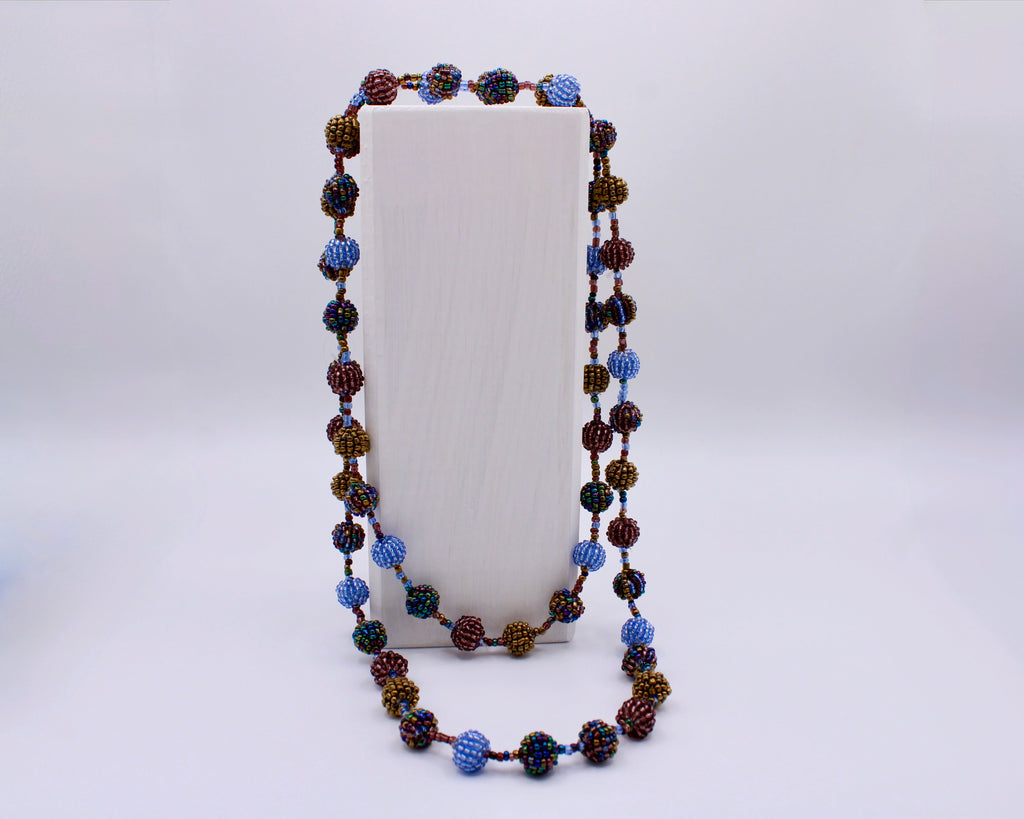 Collana Sfere – Collana lunga in perline con sfere Surya