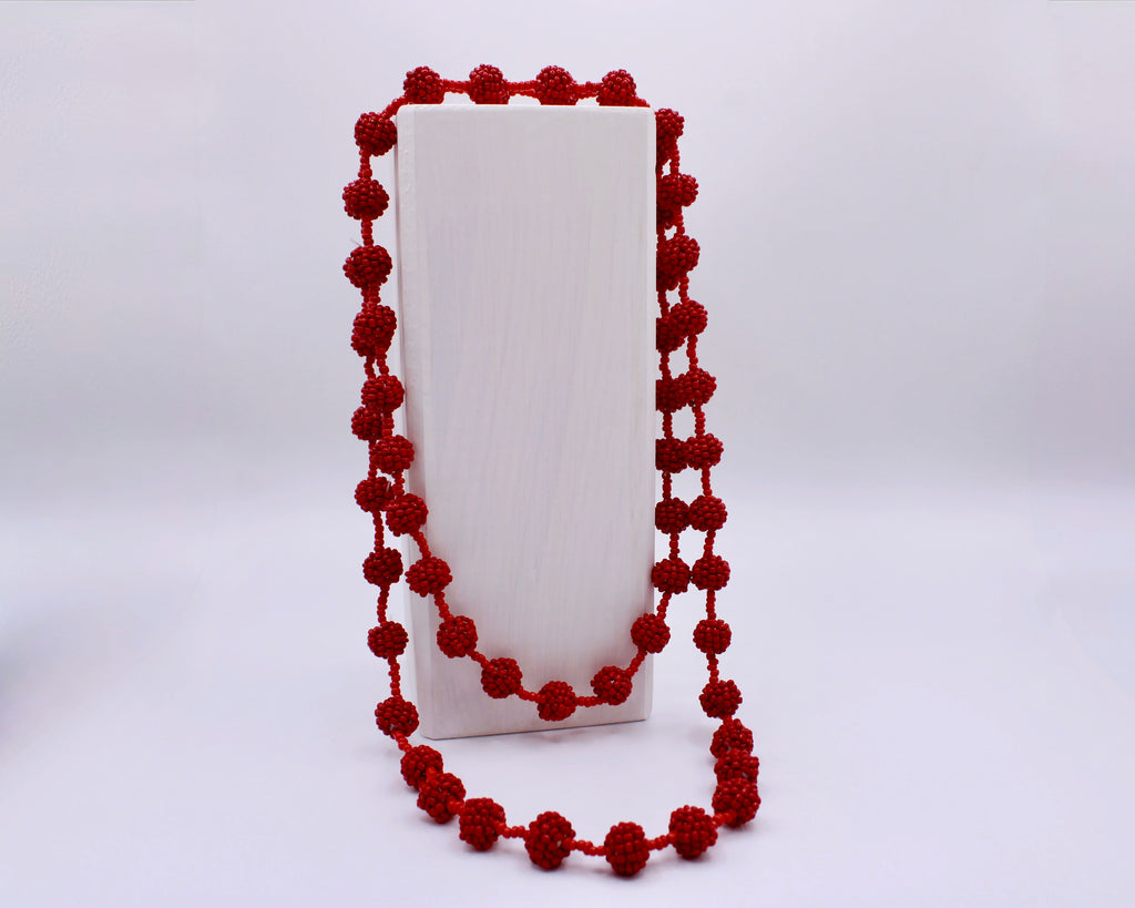 Collana Sfere – Collana lunga in perline con sfere Surya
