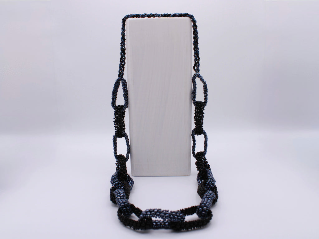 Collana Unione – Collana con design catena in perline Surya
