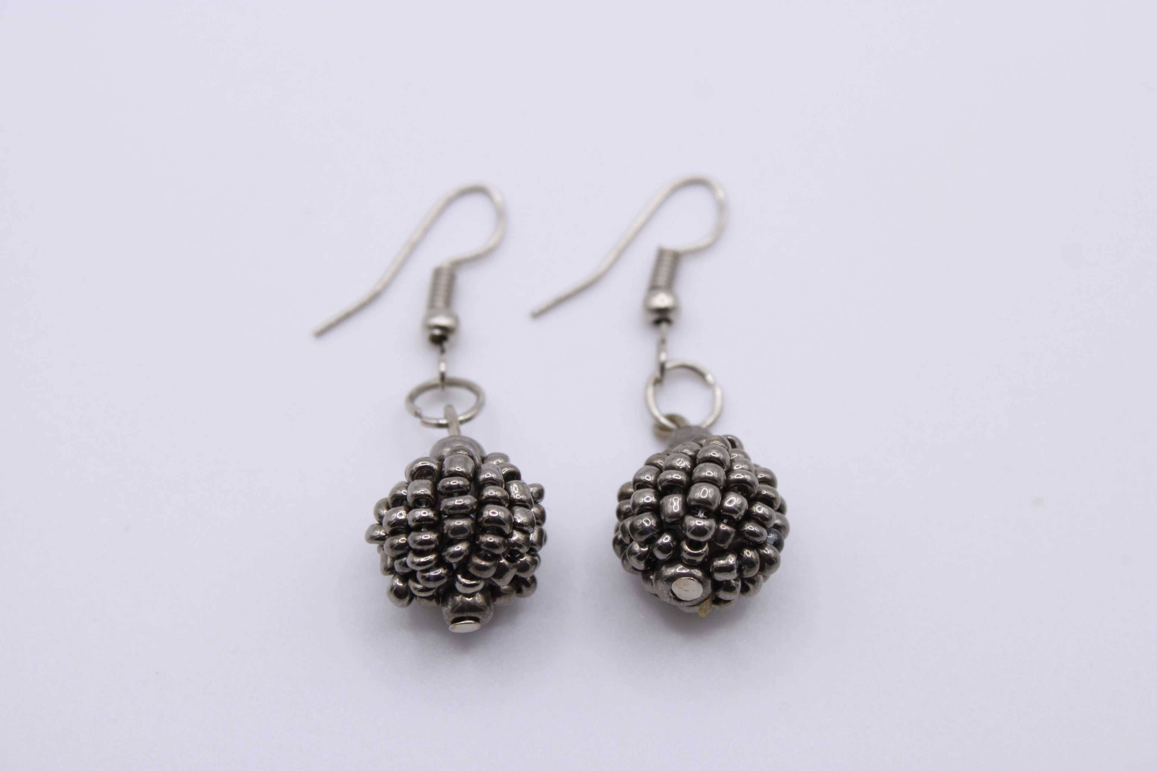 Orecchino Sfera - Orecchini in perline design a sfera Surya